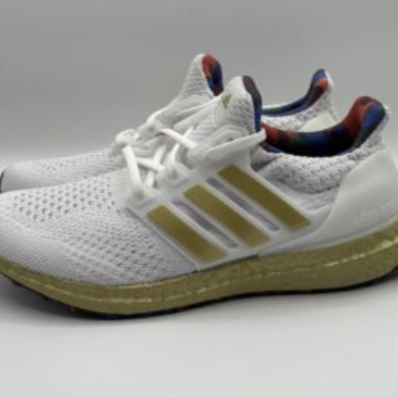 Adidas Women’s Ultraboost 5.0 DNA Running Shoes Size 8.5 MSRP $99.99 Like New - Picture 3 of 6